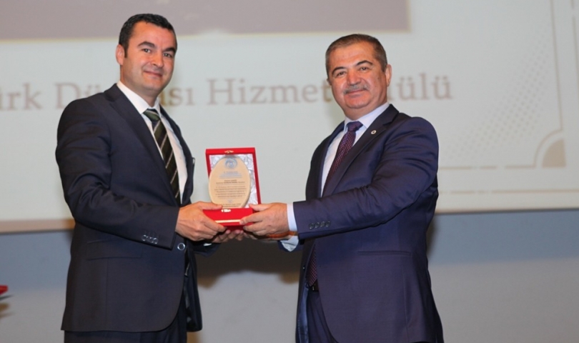 Gaziantep Büyükşehir’e “Türk Dünyası Hizmet” ödülü verildi