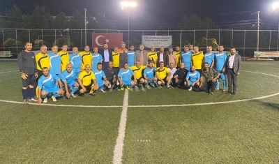 Büyükşehir, dostluk bağını güçlendirmek için Muhtarlar Futbol Ligi düzenledi