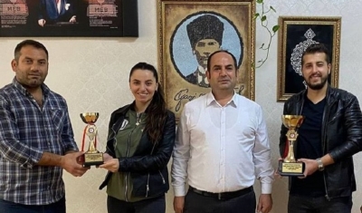 Karacaoğlan Ortaokulu Türkiye Şampiyonu