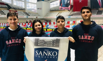 SANKO Okulları yüzme yarışmasında dört madalya kazandı