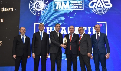 MST Constructıon Equıpment Yatırım A.Ş. ve Başak Traktör’e ödül verildi